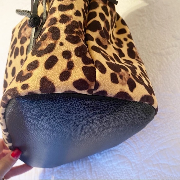 Bam Forever Drawstring Leopard Print Bucket Shoulder Crossbody Bag - Picture 14 of 16